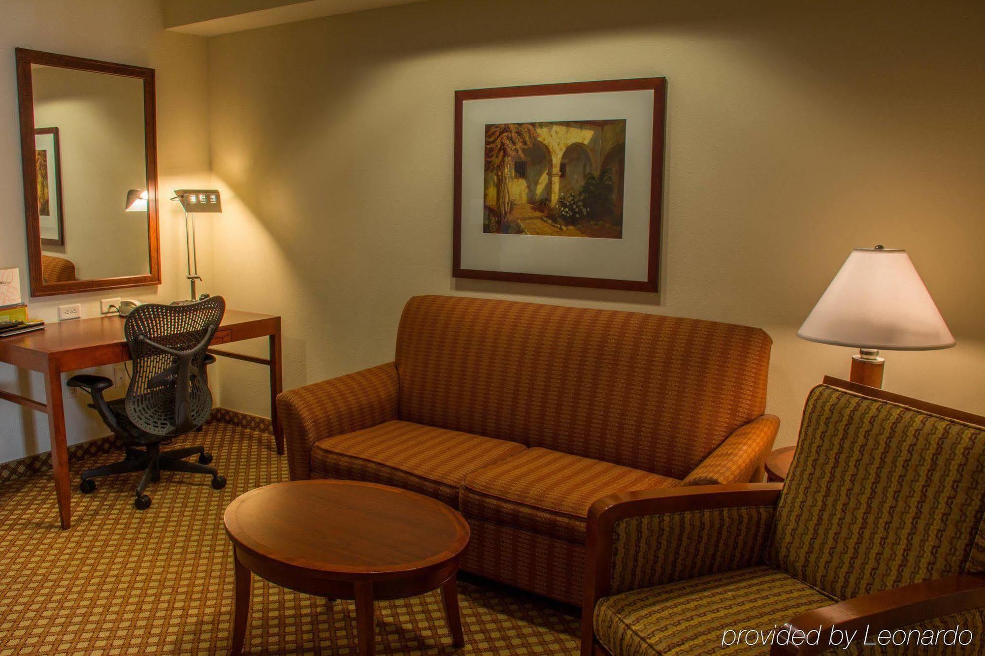 Hilton Garden Inn Elkhart Exterior foto
